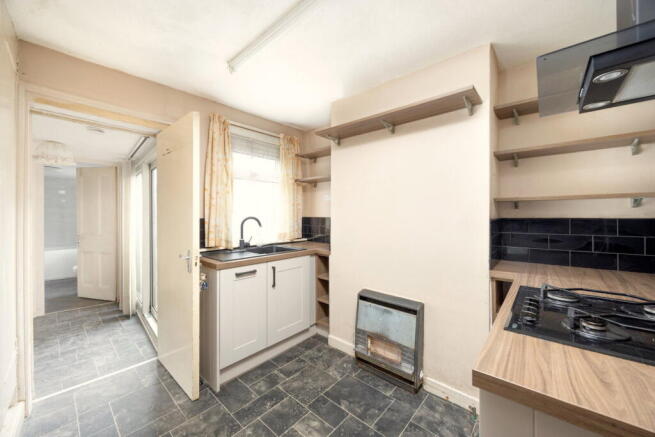 Commercial Road, Devizes, Wiltshire, SN10 1EH photo 4