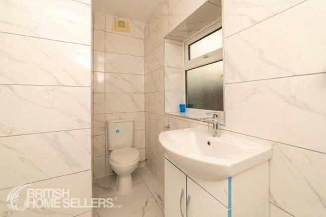 3 bed Detached for sale Image 7