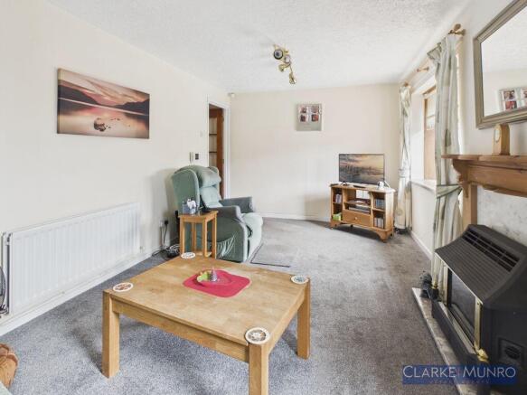 3 bed Terraced for sale Image 4