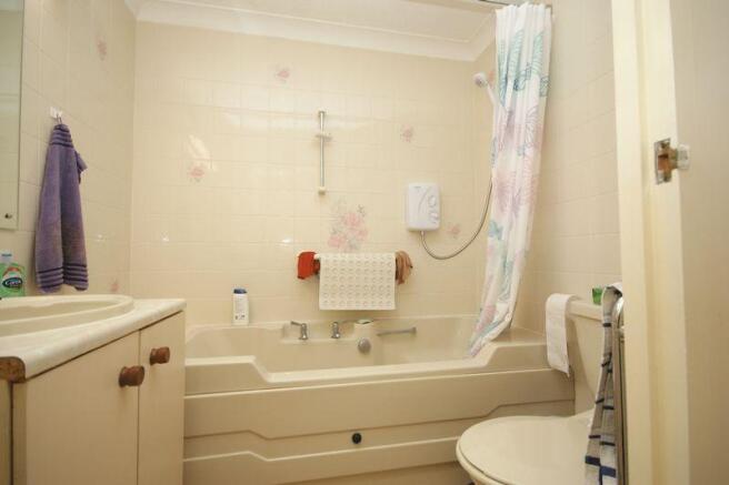 Photo 11