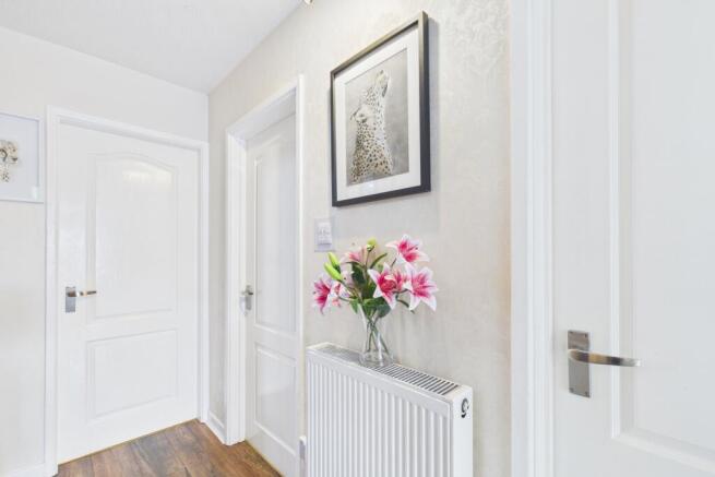 CAM03293G0-PR0262-STILL057