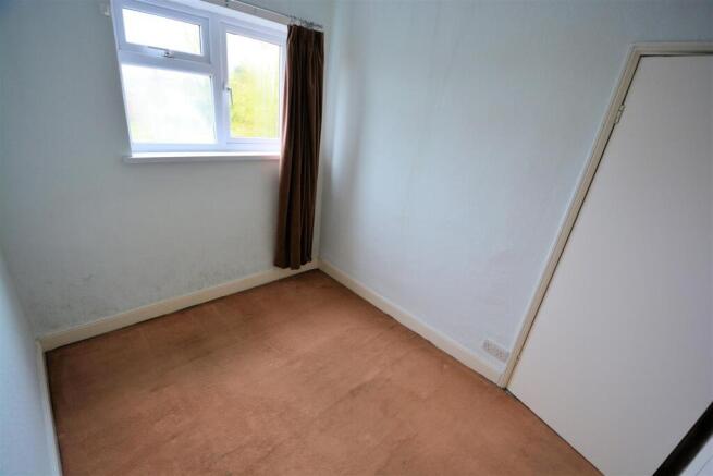Bedroom 2 (rear)