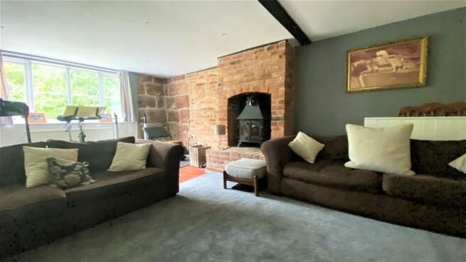 Brighter sitting room.jpeg
