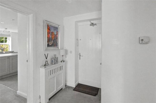 2 bed Apartment for sale Image 10