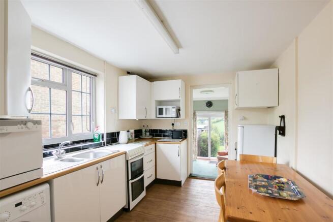 3_kitchen_15 Nineacres.jpg