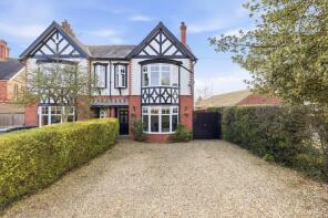 Lyndhurst, Whitchurch Road, Tarporley CW6 9SX