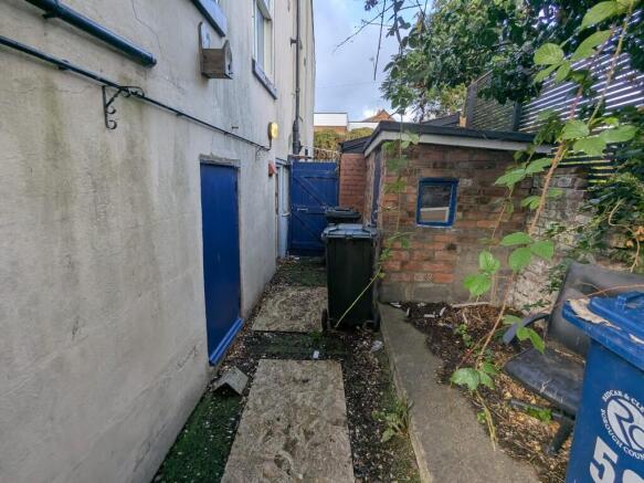 1 bed Semi-Detached for sale Image 4