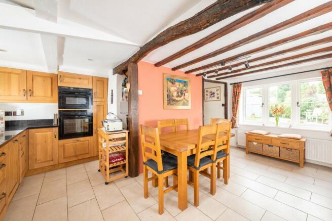 Kitchen/Breakfast Rm