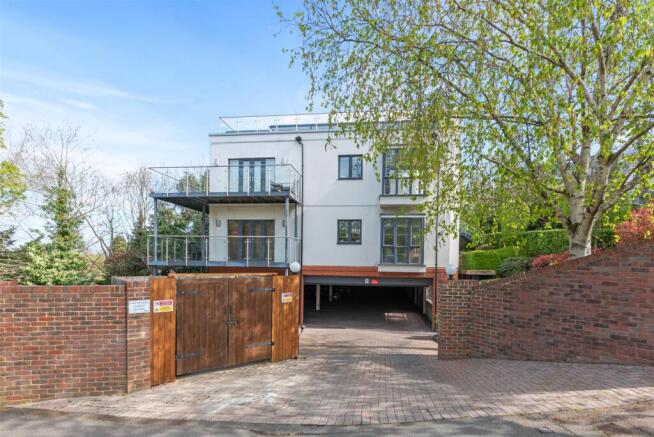 Apartment 4, The Edge 30.jpg