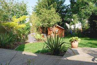 Spacious Reception H