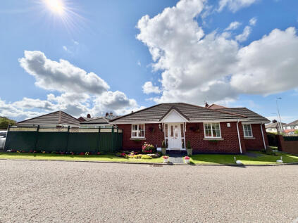 Chestnut Gardens, Thornton, FY5