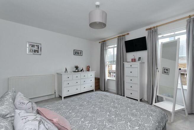 Alb-Bed-One_2.jpg