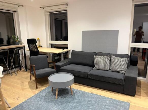 55805c7e-9547-48e...