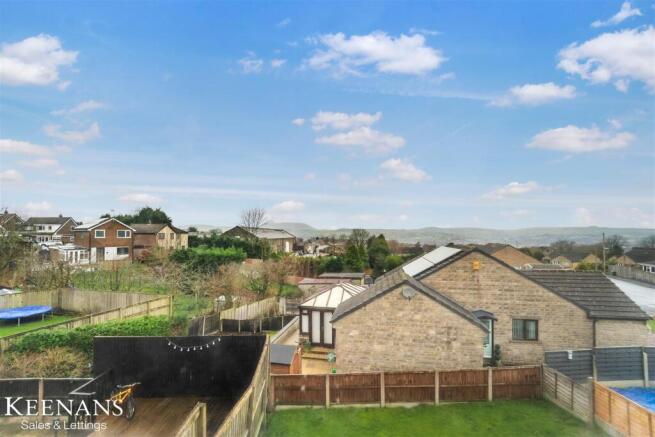 3 bed Semi-Detached for sale Image 11