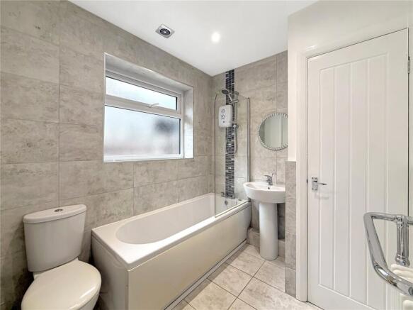 2 bed Bungalow for sale Image 11
