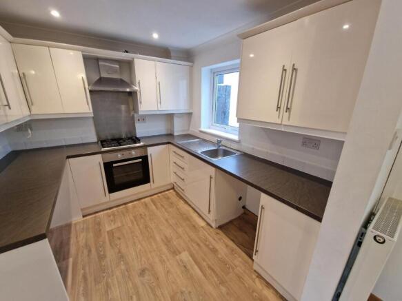 Kitchen 2