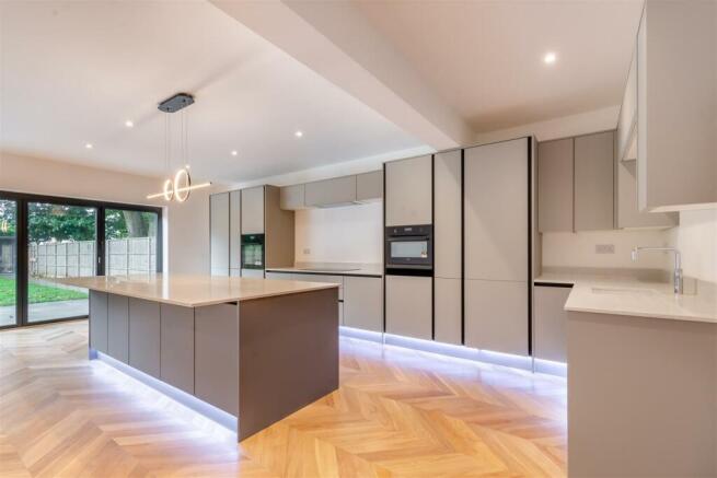Kitchen/Breakfast Room