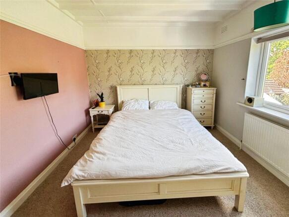 3 bed Terraced for sale Image 12