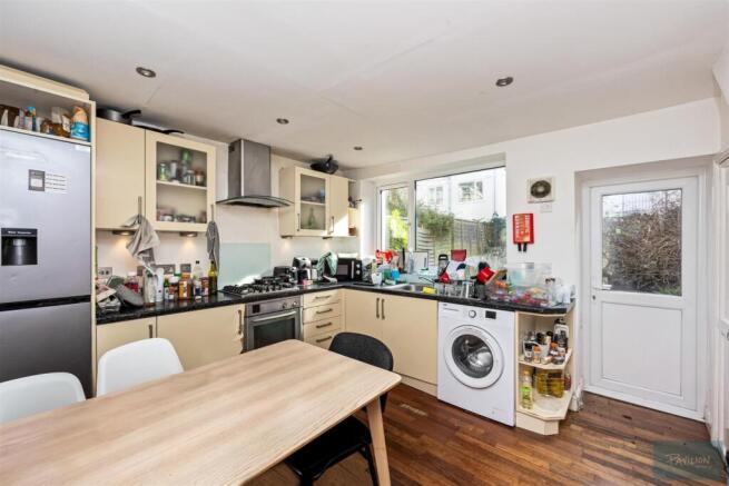 Park Crescent 68-008.JPG