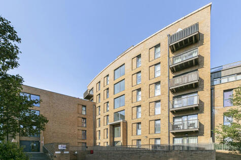 Cabot Close, Croydon, CR0