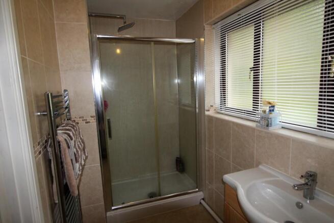 ENSUITE A