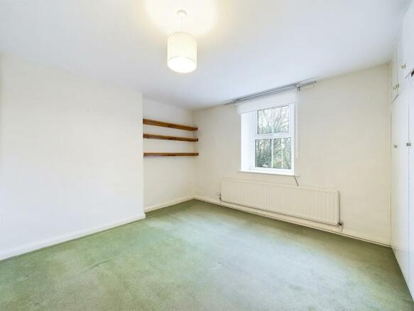 CAM04036G0-PR0053-STILL011.jpg