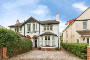 220, Gordon Avenue, Camberley GU15 2NT