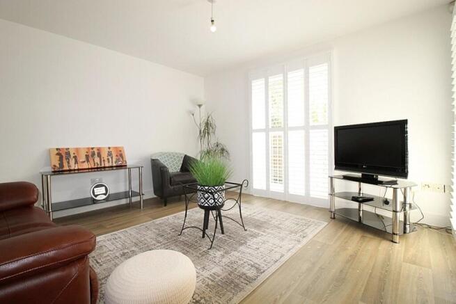 2 bed Apartment for sale Image 11