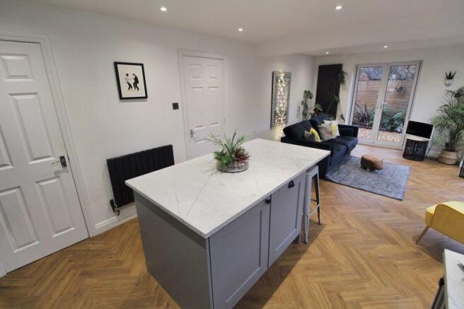 Open Plan Dini...