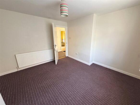 3 bed Bungalow to rent Image 7