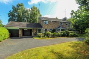Calders, Main Street, Badsworth, Pontefract WF9 1AF