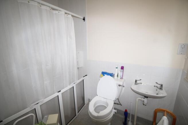 Downstairs shower ro