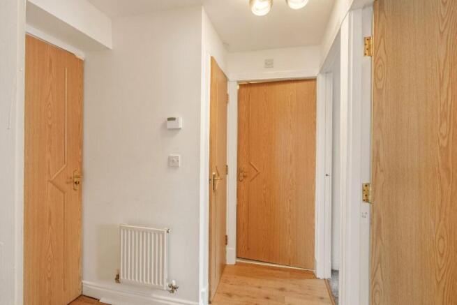 2 bed Apartment for sale Image 10