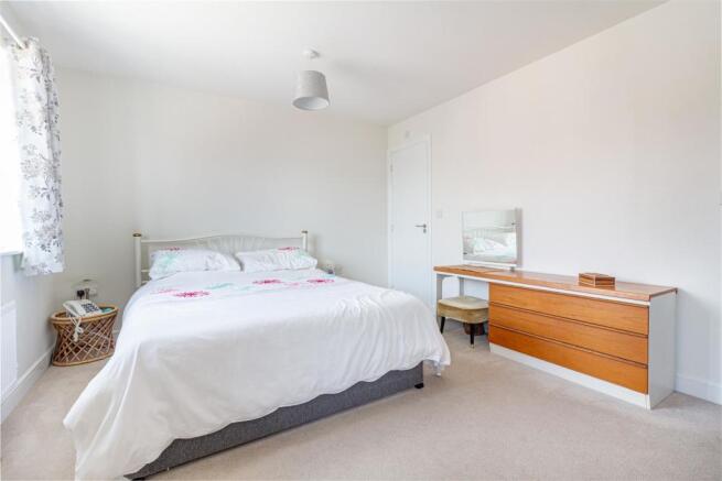Bedroom-1-1 7.jpg
