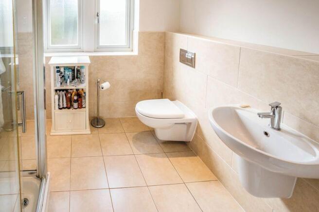 Ensuite Shower...