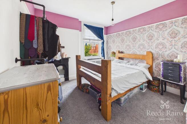 4 bed Terraced for sale Image 10