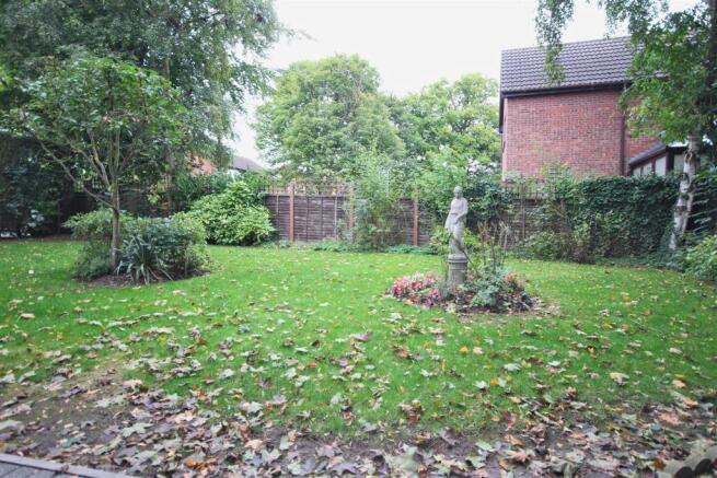 18 Fountain Close HESSLE (6)_lzn.jpg