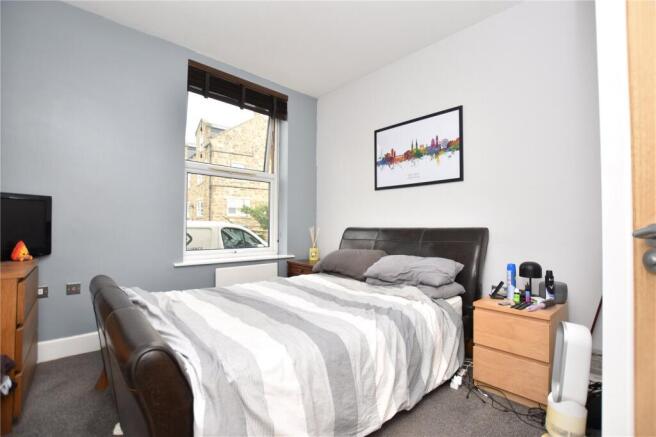 2 bed Apartment for sale Image 5