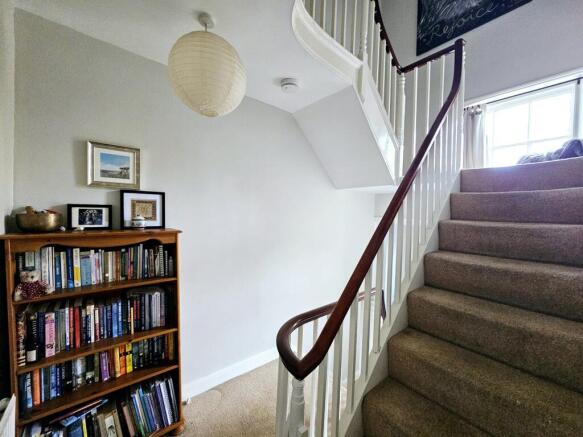5 bed Terraced for sale Image 11
