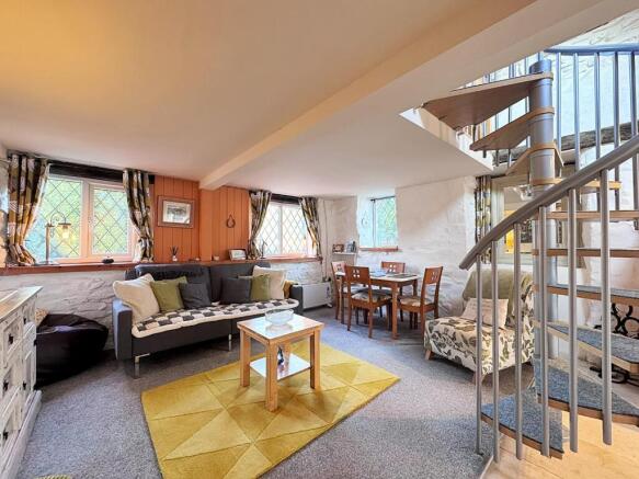 Annex Downstairs 2.jpg