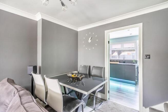2 bed Terraced for sale Image 9