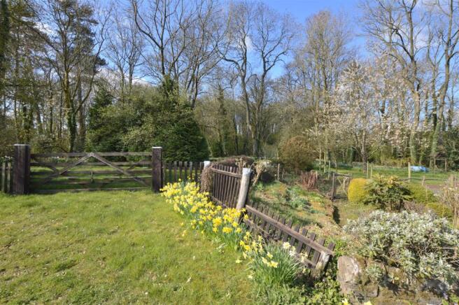 Gardens & Woodlands