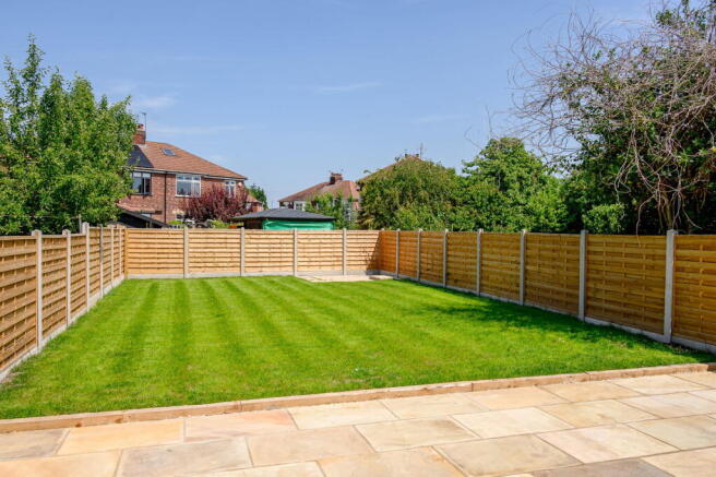 4 bed Semi-Detached for sale Image 7