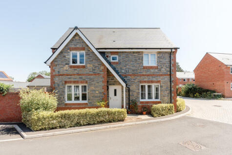 Alexander Road, Keynsham