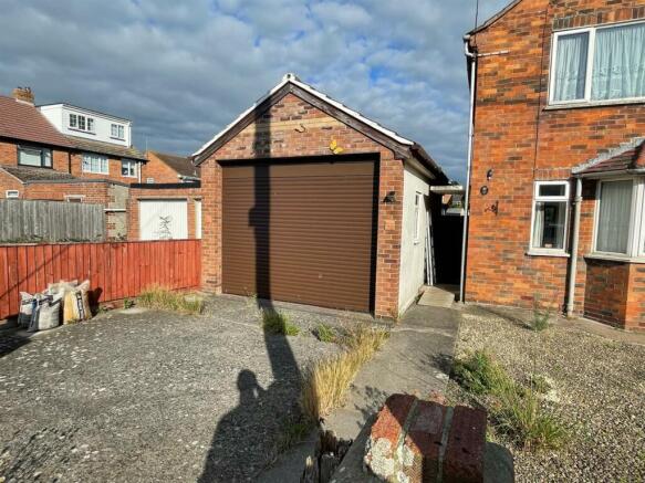 Garage.jpg