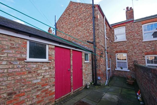 2 bed Terraced for sale Image 12