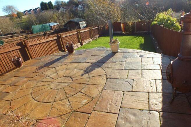 REAR GARDEN FL...