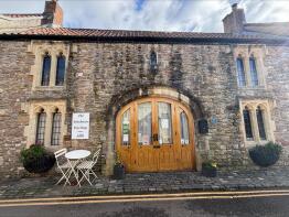 6, Moorland Street, Axbridge BS26 2BA
