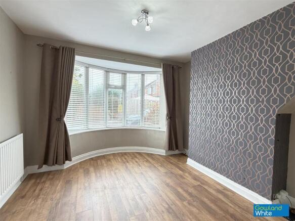 4 bed Semi-Detached for sale Image 7
