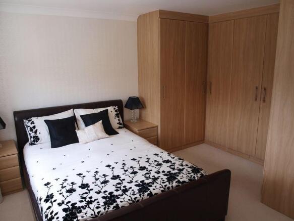 Bedroom 1 (1)